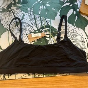 NWT SKIMS fits everybody scoop bralette in Onyx